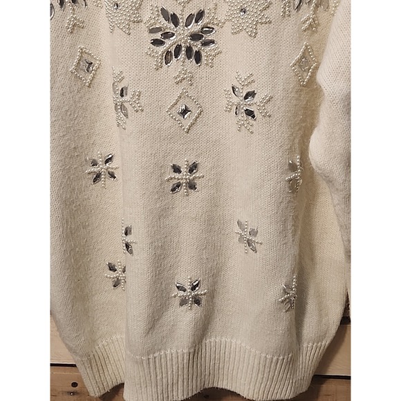 Alfred Dunner Embellish long sleeve sweater White mirror Gems+Tiny Pearls  Large - Picture 2 of 10